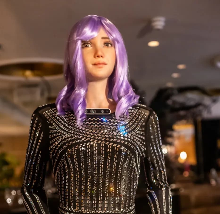 Humanoid robot Desdemona in genre-defying Human-AI robotic concert